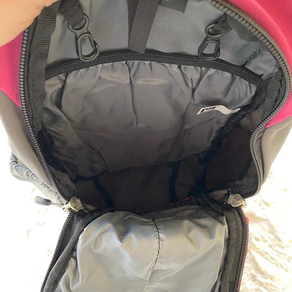 REI Women's Nalgene Hydration Backpack Pink Hiking Camping Outdoors Adventure - Picture 5 of 13